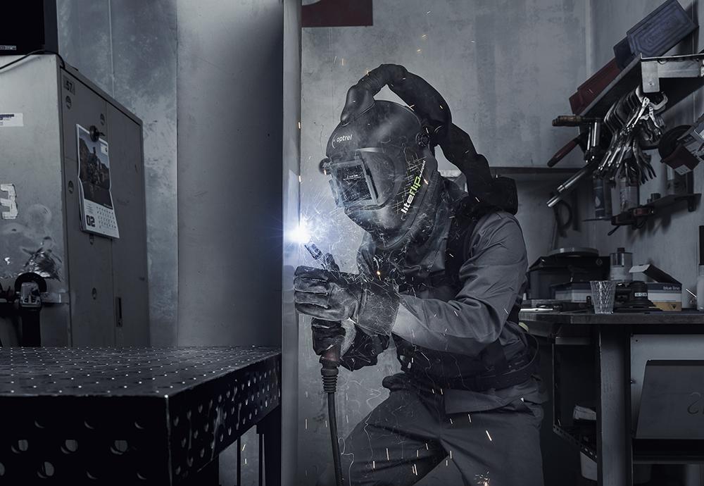 4540.050  Optrel Liteflip Autopilot Welding Helmet and E3000X 18 Hours PAPR System, Ready to Weld Package